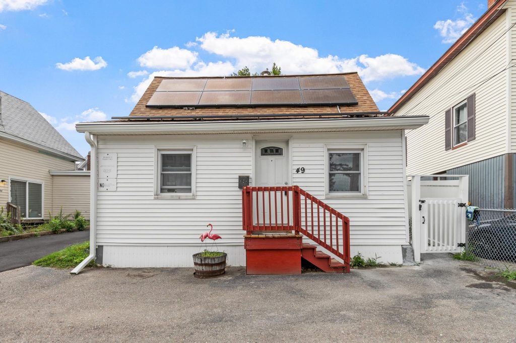 49 Baker Street Gardner Massachusetts Jennifer Shenk